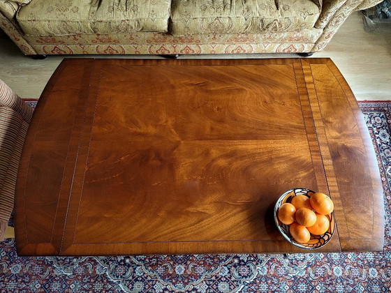 Image 1 of Mesa de centro exclusiva de caoba Heldense