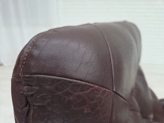 Image 1 of Jaren 70, Scandinavische fauteuil, bruin meubelleer, gebogen hout.