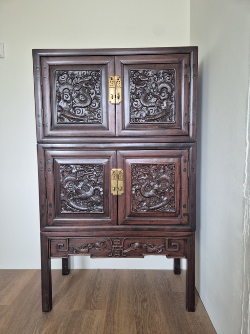 Bibliothèque / Armoires de rangement chinoise vintage – Bois dur avec relief de dragon
