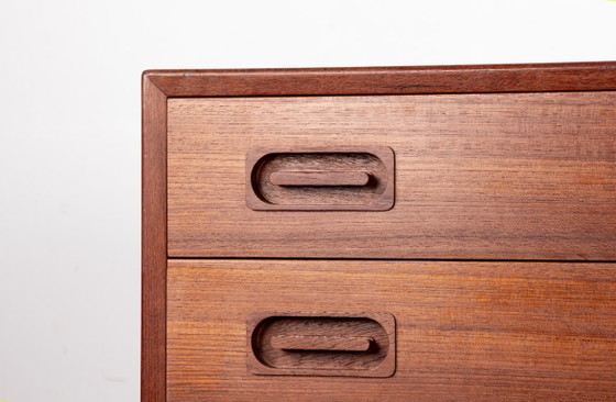 Image 1 of Grote dubbele ladekast, Deens, van teakhout, 8 laden, van Dyrlund 1960.