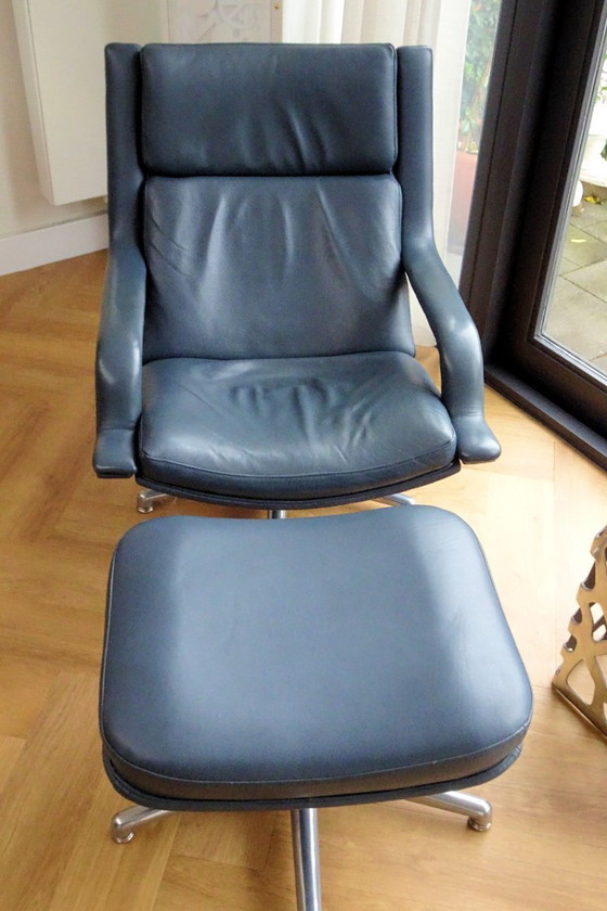 Image 1 of Artifort F140 armchair - newly upholstered, perfect condition