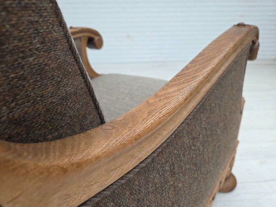 Image 1 of Années 1950, fauteuil danois, meuble en laine, bois de chêne massif sculpté.