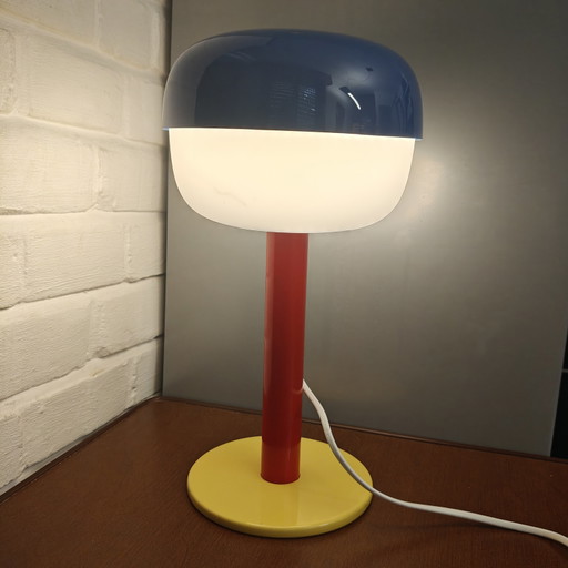 Lampada da tavolo postmoderna IKEA unica nel suo genere – Blu, rossa e gialla – Stile Memphis – tafellampen (photo 2 of 9)
