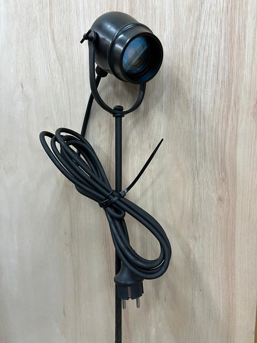 Authentage Spike Micro Macro Lighting