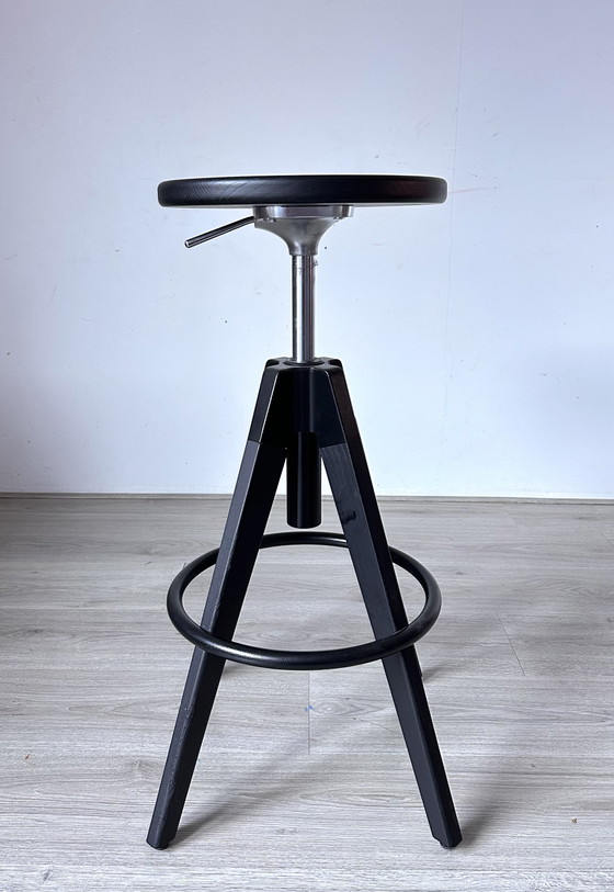 Image 1 of Conception du tabouret de bar Pedrali