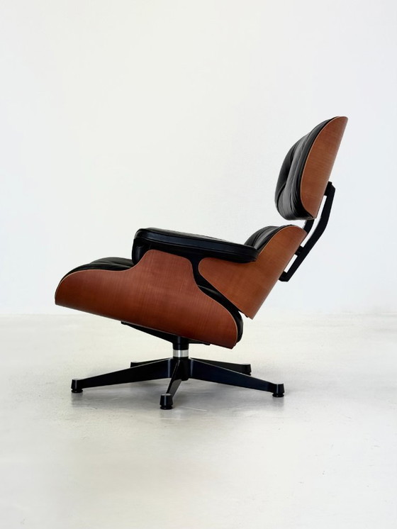 Image 1 of Eames Lounge Chair de Charles y Ray Eames para Vitra