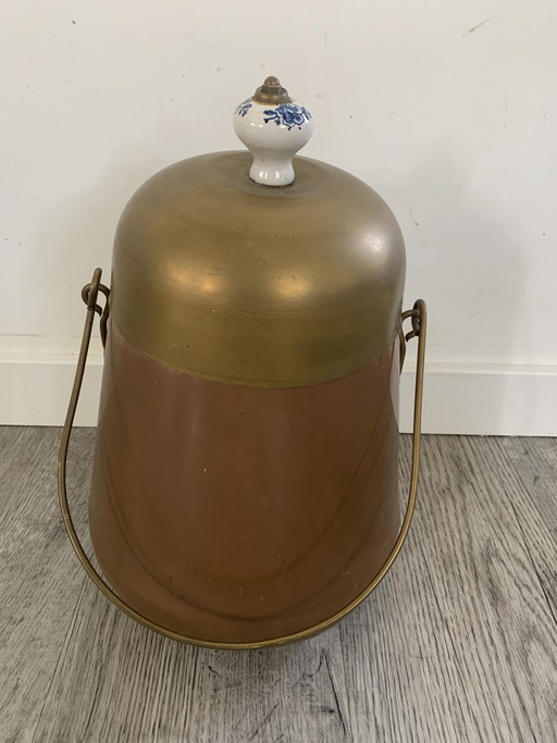 Belle tabatière ancienne en cuivre