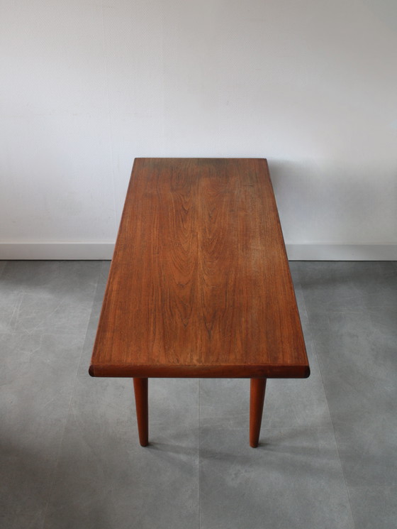 Image 1 of Vintage Deense salontafel in teak met spijlen