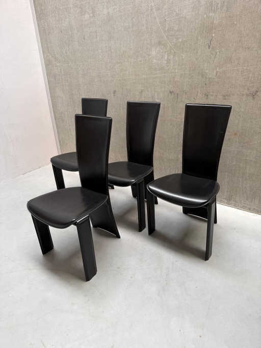 Set/4 Vintage eetkamerstoelen bij Pietro Costantini, 1980s