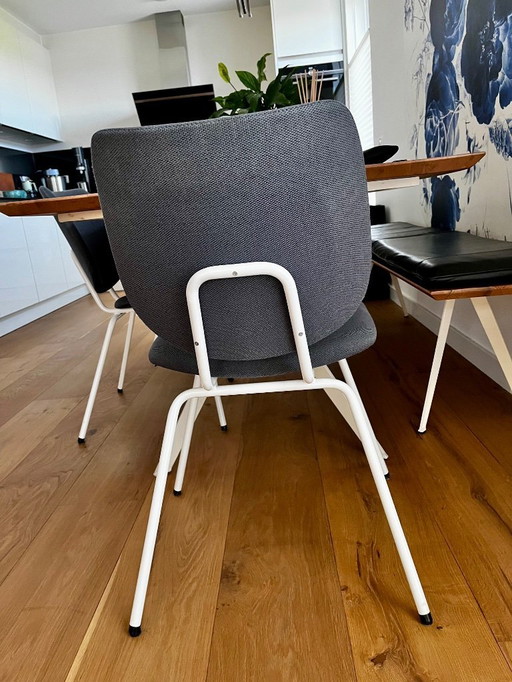 Bodilson Flish dining chairs