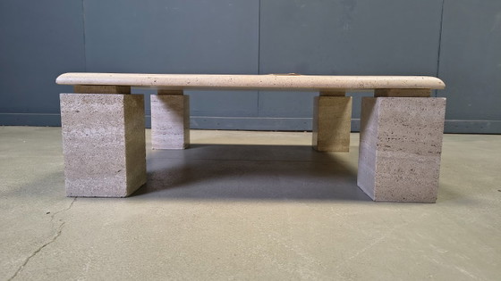 Image 1 of Table basse en travertin, années 1970, Italie