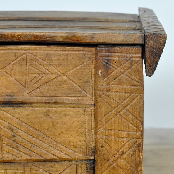 Romanian Shepherd’s Chest, Circa 1900 – Cabinets, Wood, Vintage (photo 11 of 12)