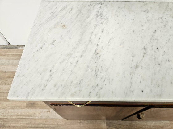 Image 1 of Tocador Art Decó con mármol blanco y espejo