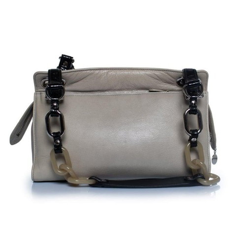 Balenciaga, Rochenleder-Schultertasche mit Kette