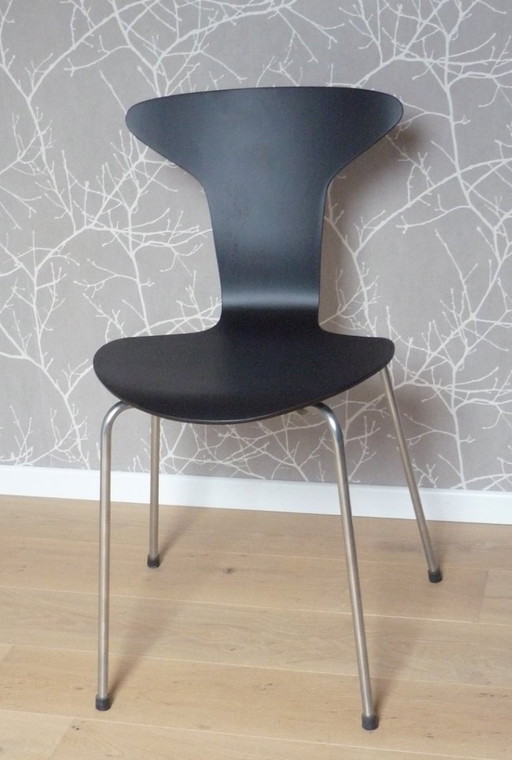 Sedia Mod. Mosquito Arne Jacobsen