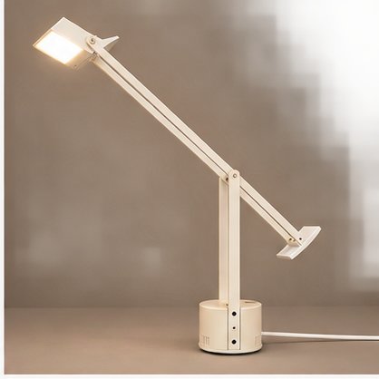 Artemide Tizio – Richard Sapper – Vintage Design – Moonraker 1979