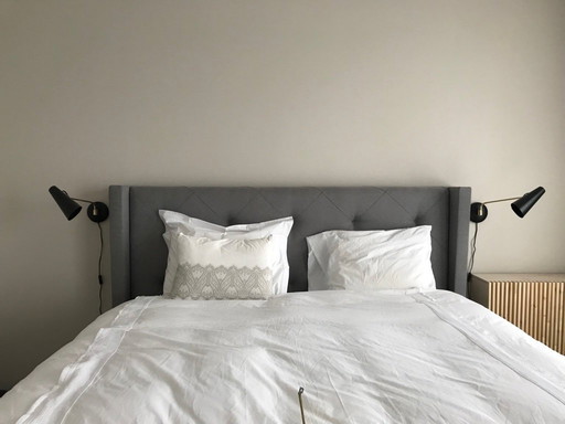 Swiss Sense, bed head, grey capitonné