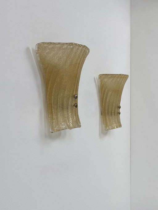 Coppia di applique da parete vintage in vetro di Murano stampato e pressato, Italia, 1980