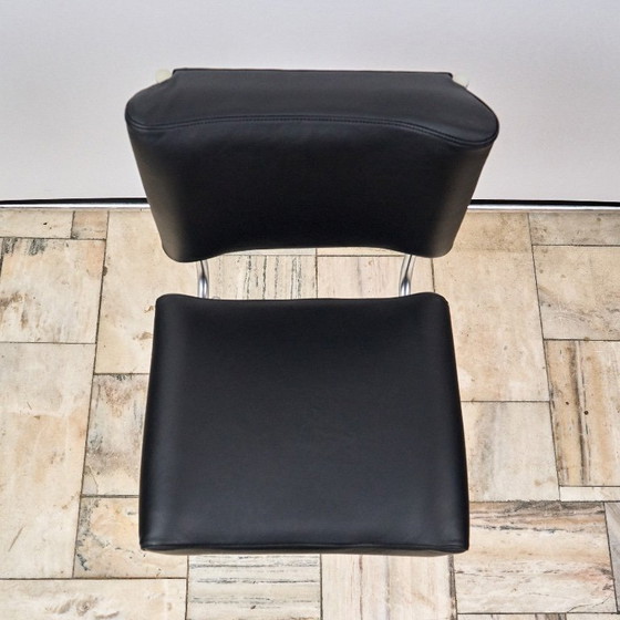 Image 1 of Sedia vintage in pelle con gambe cromate, anni '70, Cecoslovacchia