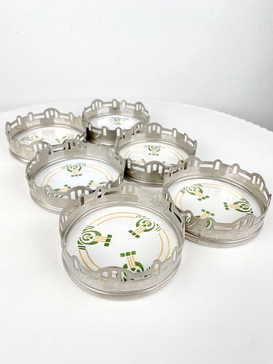 Image 1 of Set di 6 sottobicchieri rotondi antichi in porcellana bianca Art Déco di Chris van der Hoef