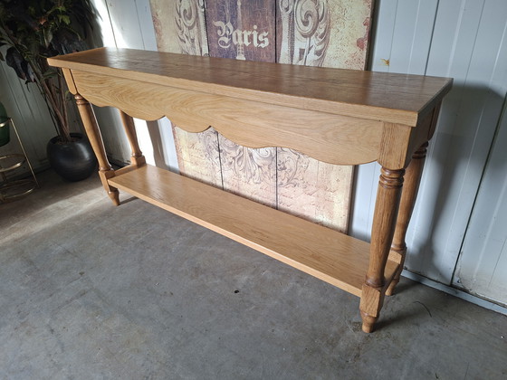 Image 1 of Tables d'appoint classiques, console d'entrée, console murale, dimensions 180x35cm et 91cm de hauteur.