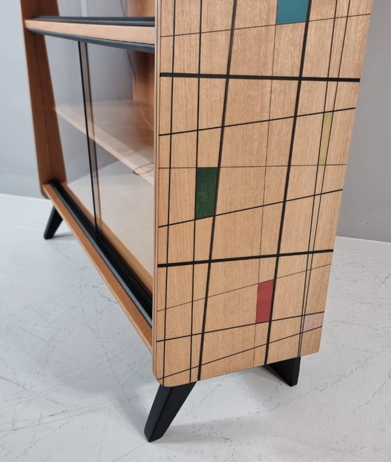 Image 1 of Vetrina vintage di Tatra, anni '70