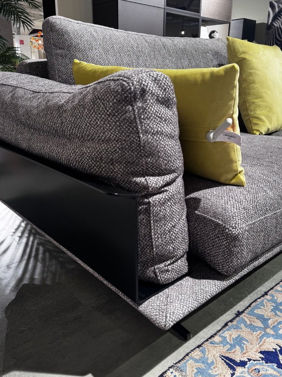 Image 1 of hoeksalon SLOW van Dion