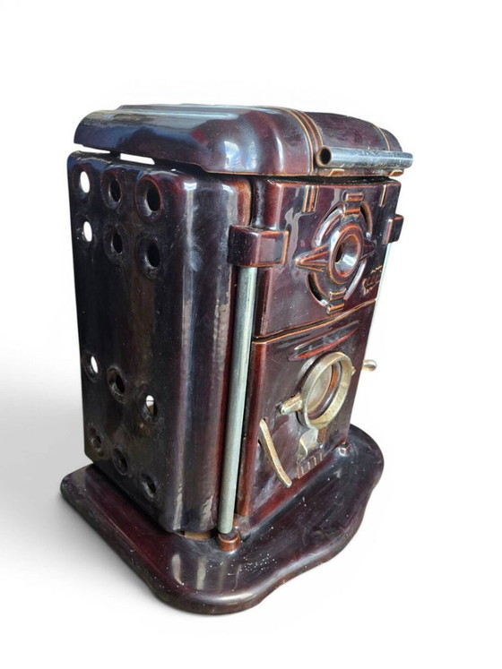 Estufa antigua Godin Art Deco de hierro fundido, esmalte marrón berenjena. – Objetos decorativos, Cast Iron (photo 4 of 5)