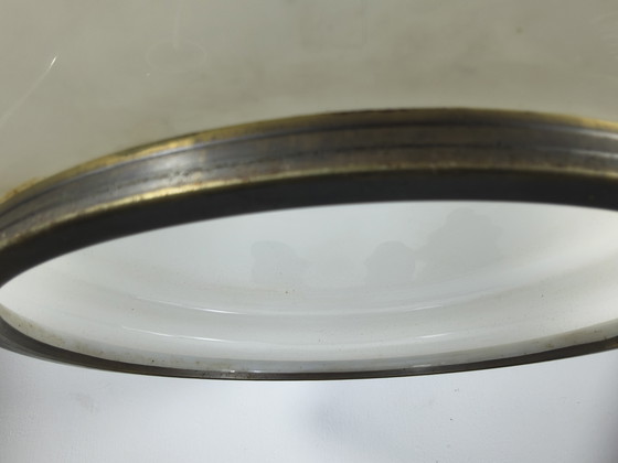 Image 1 of Grote klassieke Vintage hanglamp – 3-lichts opaalglas, open onderkant, patina