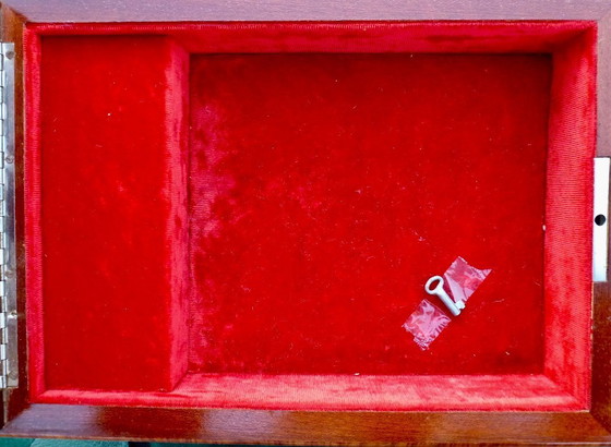 Image 1 of Swiss Large jewelry box with Reuge music box (incl. key) with image of Mona Lisa.