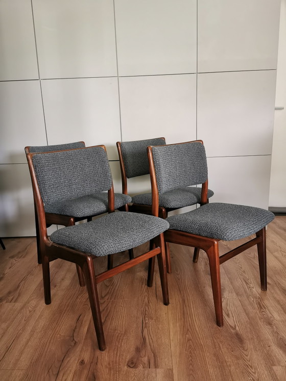 Image 1 of Beautiful set of 4 vintage Danish mid-century dining chairs