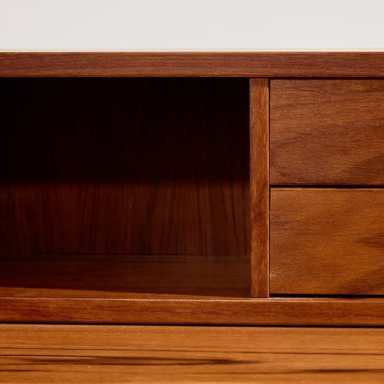 Image 1 of Bureau en teck restauré MK11134