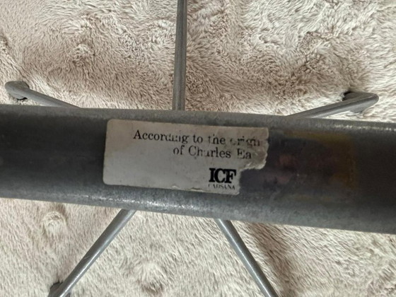 Image 1 of Sedia EA-208 Soft Pad in pelle nera, edizione storica ICF del 1973 di Charles Eames