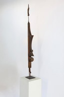 Abstrakte geschweißte Eisenskulptur des österreichischen Künstlers Edwin Neyer, signiert E.N. und datiert 1973.