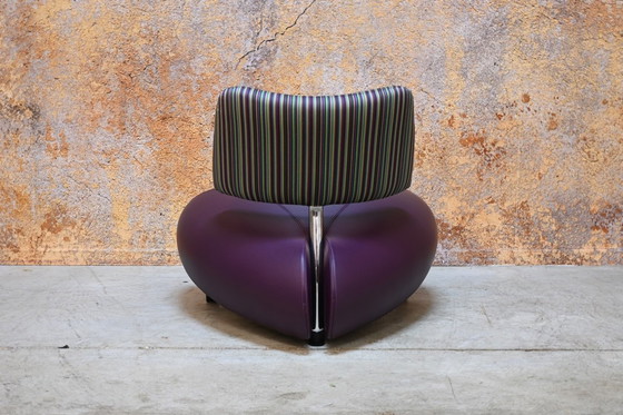 Image 1 of Leolux Pallone designfauteuil combi paars leer met fraaie gestreepte stof