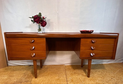 Mid Century Retro Bureau vintage en teck par White & Newton (1960s)
