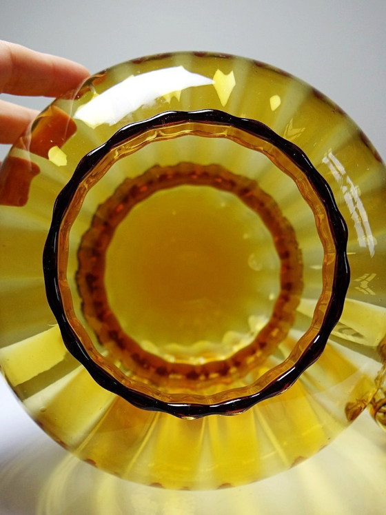 Image 1 of Snoepkom van geblazen amberkleurig glas uit Empoli, Italië, vintage jaren 1980-1990.