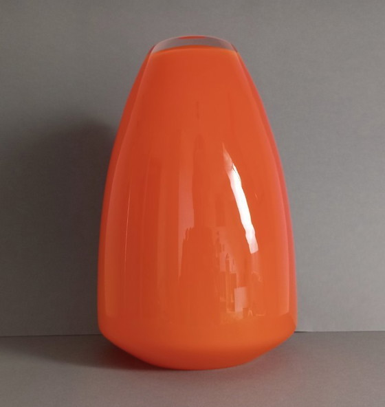 Image 1 of Monumental Walther Gropius bauhaus TAC02 Rosenthal orange/white glass vase 1969