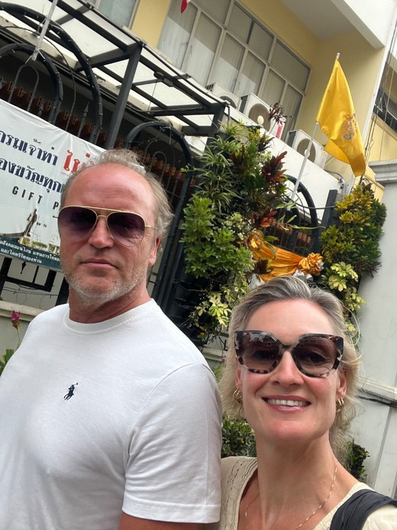 Image 1 of Sedia Louis Ghost | Kartell di Philippe Starck