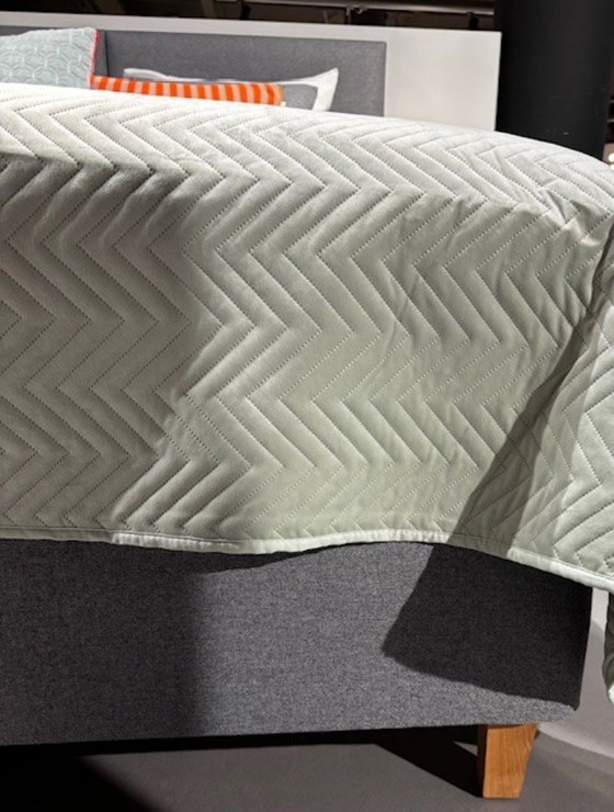 Image 1 of Ecolife Boxspring 180x210 cm Modello Showroom Grigio