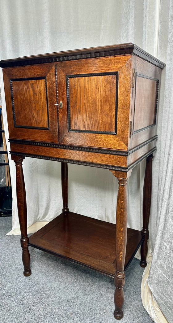 Antico mobile portaposate danese, Rovere, XX secolo, Armadi contenitori, Legno, Marrone (foto 13 di 15)