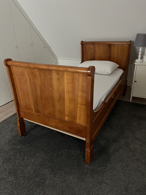 2 Antieke Bedden – eenpersoonsbedden, Wood