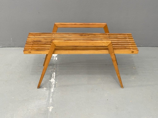 Supporto per piante in legno di faggio di ÚLUV, espositore per piante di metà secolo, Cecoslovacchia anni '70.