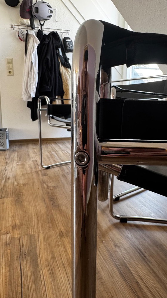 Image 1 of 2 originele Knoll Wassily-stoelen | Marcel Breuer, jaren 80
