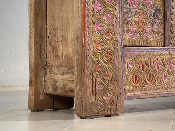 Antiker geschnitzter polychromer Unterschrank aus Kiefer – Xinjiang, ca. 1900 – Buffetschränke, Iron (photo 22 of 40)