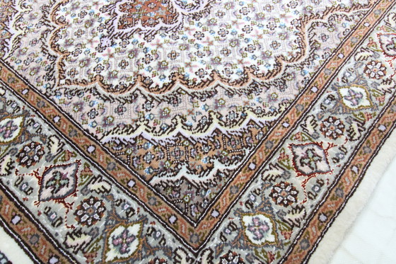 Image 1 of Origineel handgeknoopt Perzisch tapijt Tabriz 40 Raj Fijn 247 X 80 Cm Topconditie met zijde