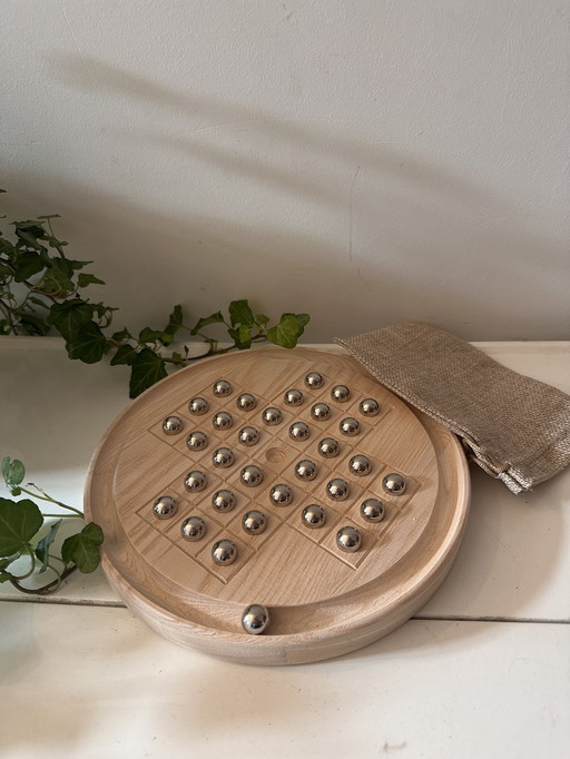 Gioco del solitario in legno