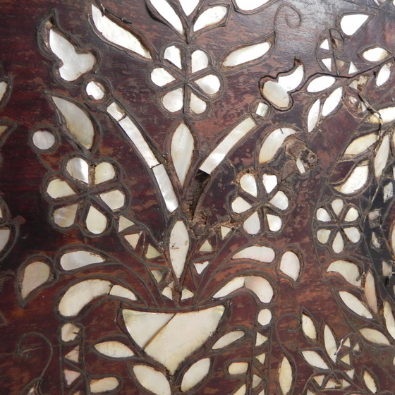 Image 1 of Coffret de mariage syrien du XIXe siècle avec incrustation de nacre