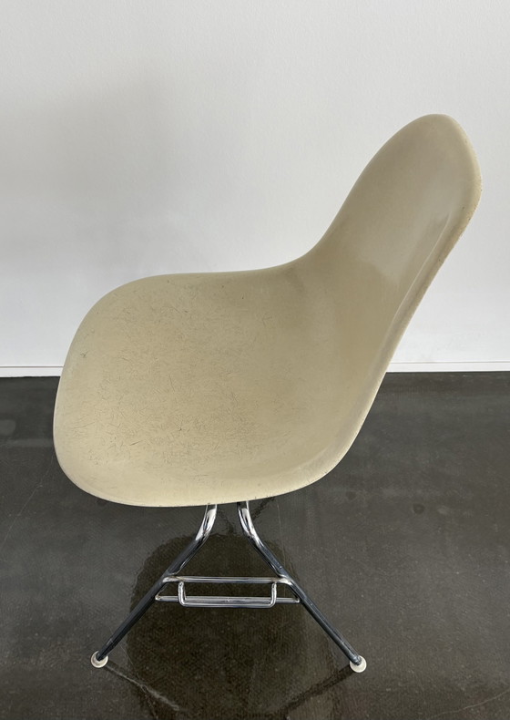 Image 1 of Eames Vitra Side Chair