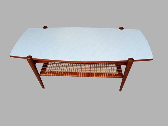 Image 1 of Tavolino da caffè Creafort in teak con piano reversibile e ripiano in rattan, anni '70